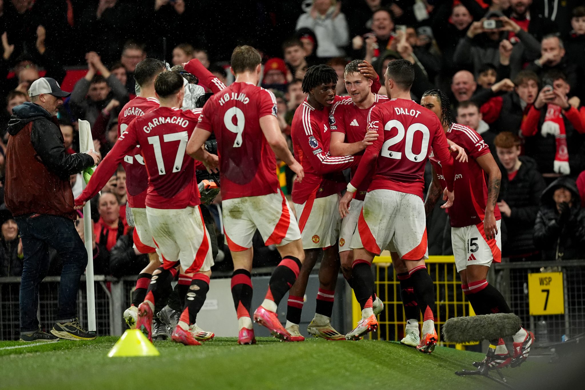 Manchester United vs Fulham: Duelo el&eacute;ctrico en la FA Cup para unos Red Devils en busca de redenci&oacute;n