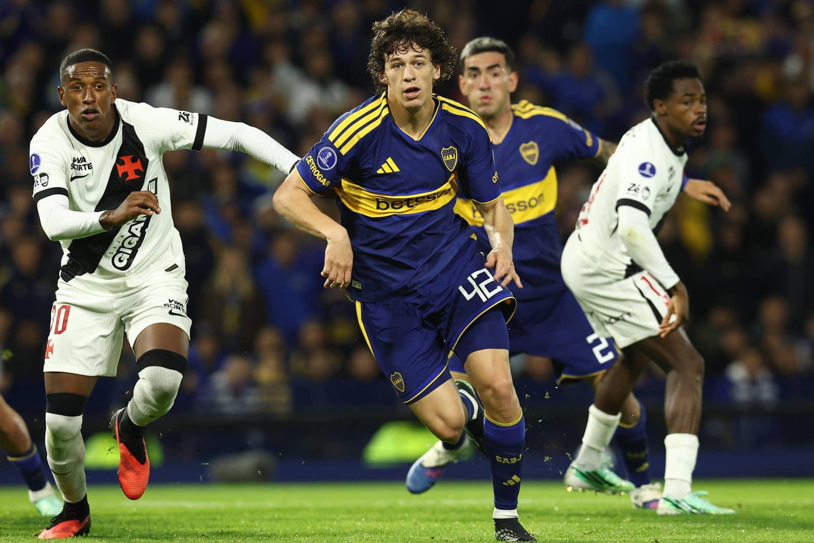 Boca debe ganar por dos goles en el Maracan&aacute; y encara cinco partidos en 20 d&iacute;as